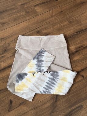 PINK Victoria's Secret Beige Leggings with Yellow & Gray Tie-Dye Accents